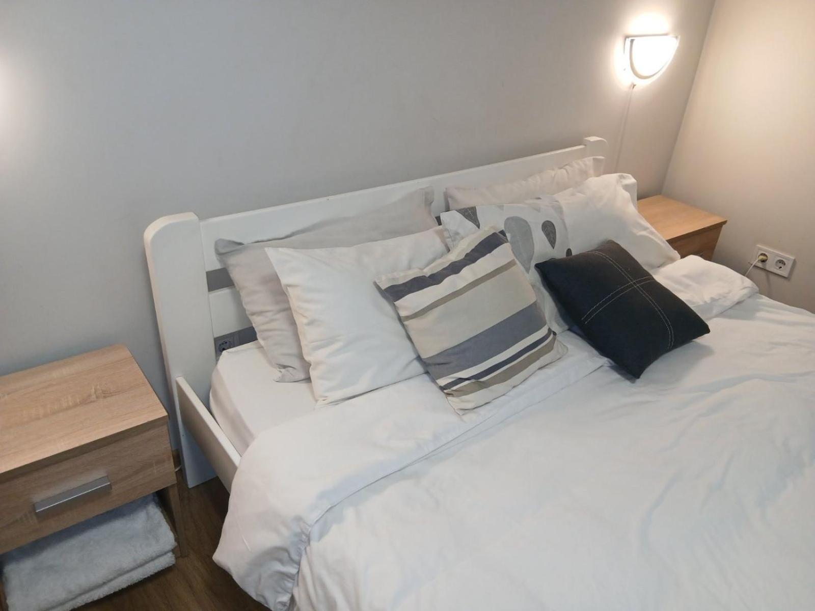 Skelnaia Apartment ลวีฟ ภายนอก รูปภาพ